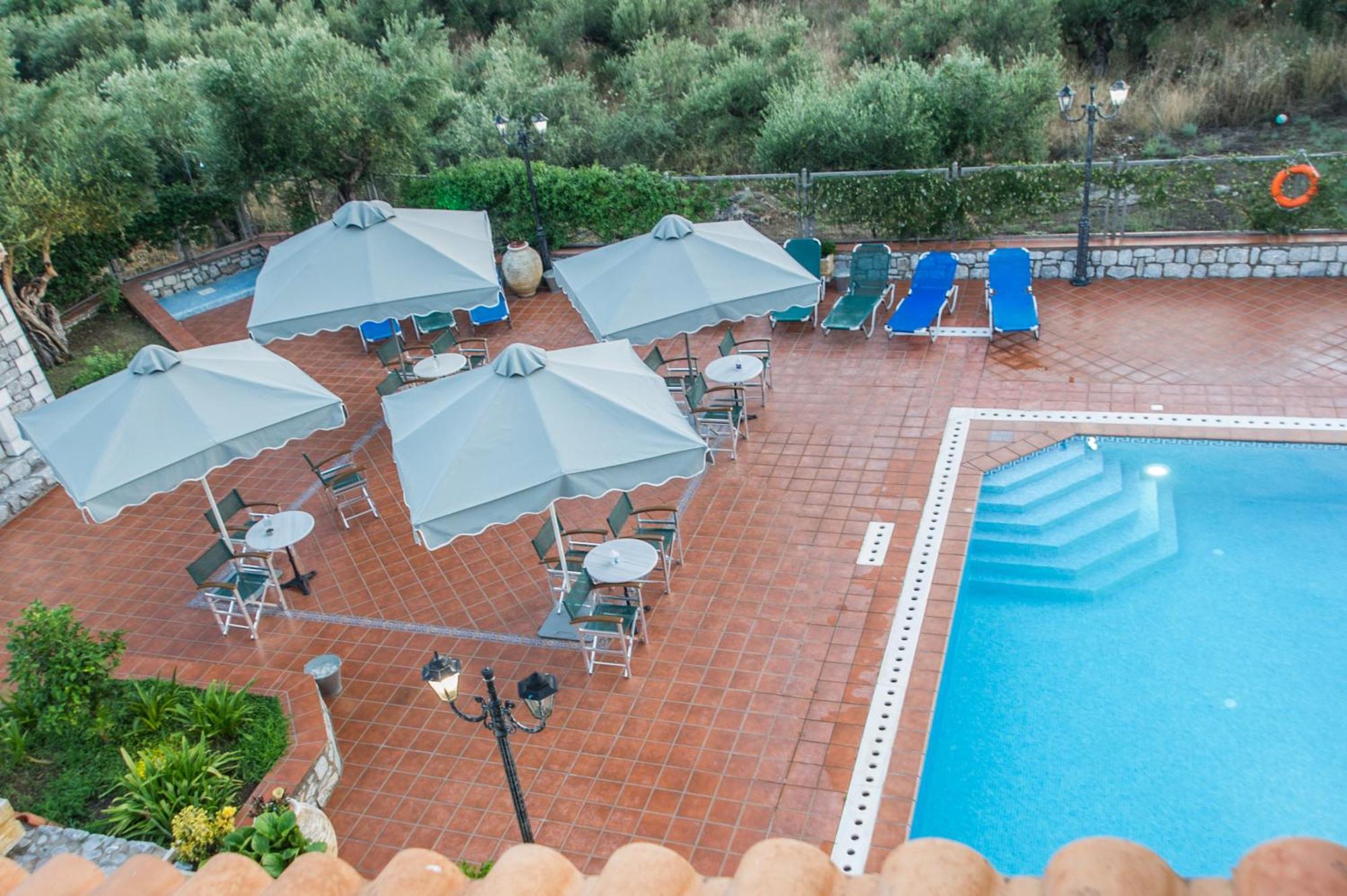 Amalia Apartments Στούπα Εξωτερικό φωτογραφία