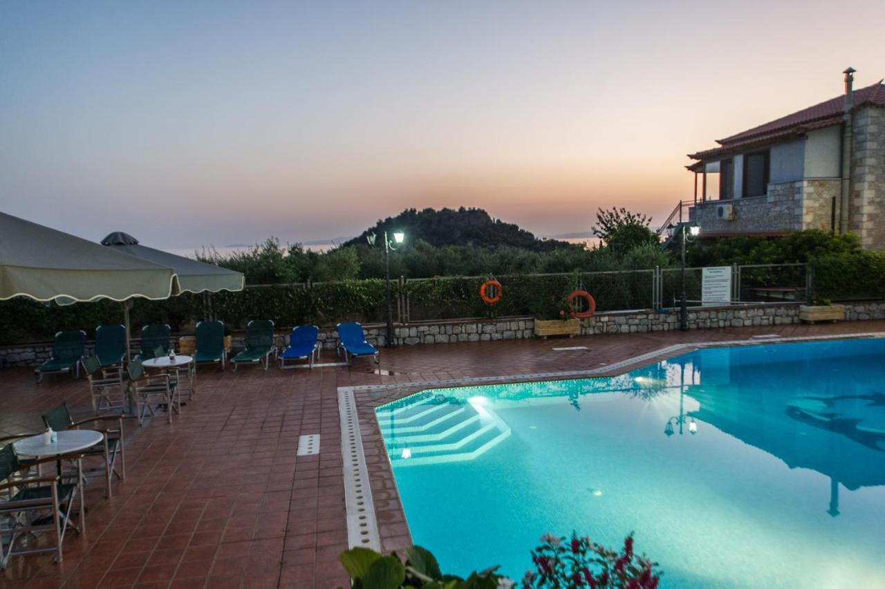 Amalia Apartments Στούπα Εξωτερικό φωτογραφία